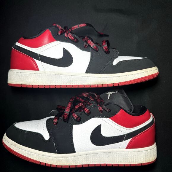 Nike Air Jordan 1 Low GS Black Toe Men's Shoes  - Size 7 - Picture 2 of 8